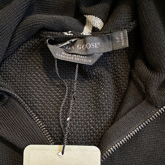 Canada Goose Fairhaven ¼ Zip Sweater 100% Wool Black Italy Size Small - Picture 6 of 11